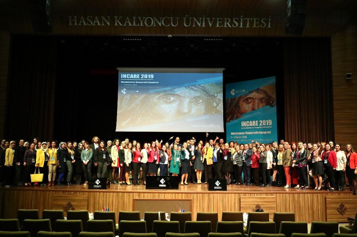 HKÜ\'de 1.Uluslararası Hemşirelik Bakımı ve Araştırma Kongresi