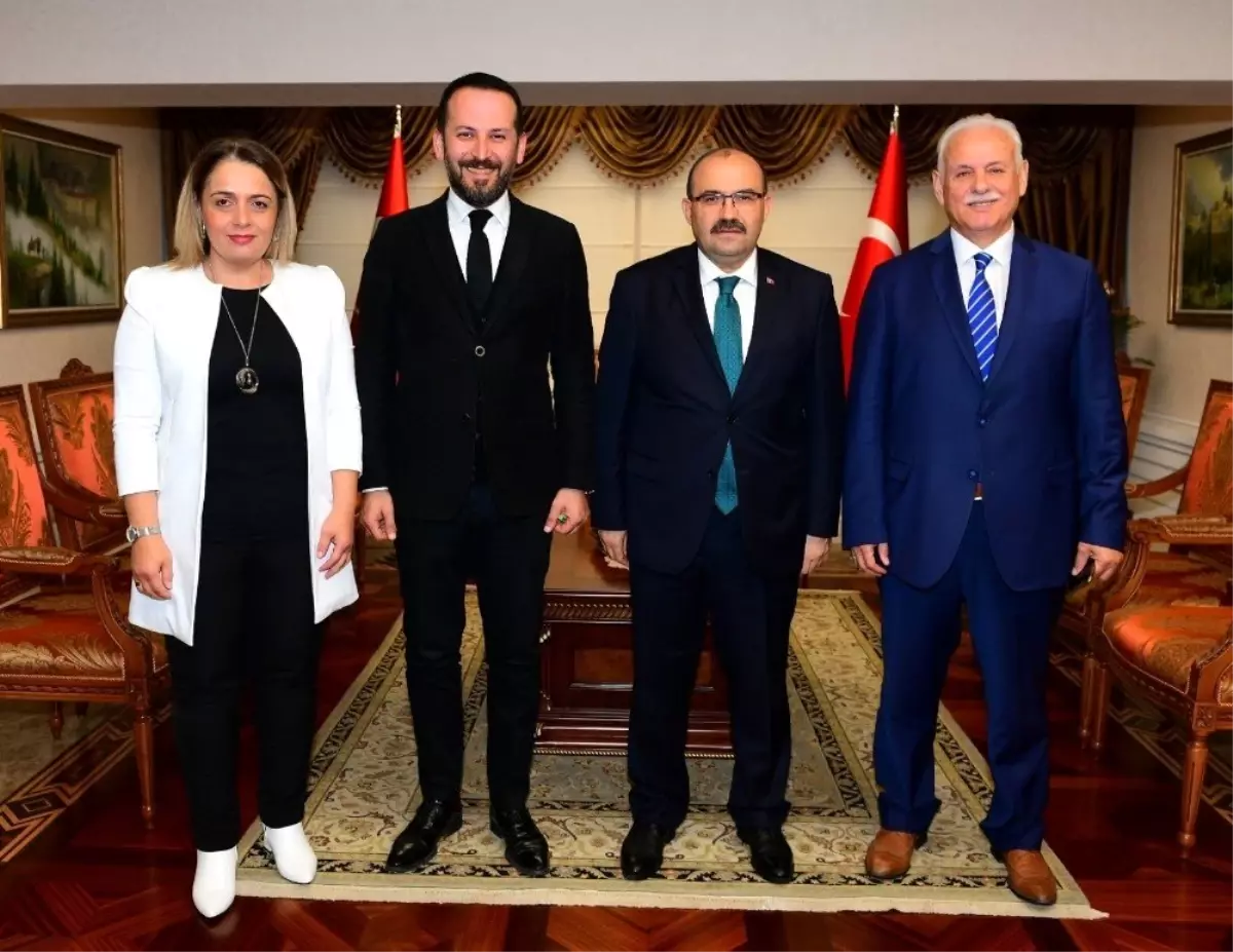 Medical Park Karadeniz Hastanesi yöneticilerinden Trabzon Valisi Ustaoğlu\'na ziyaret