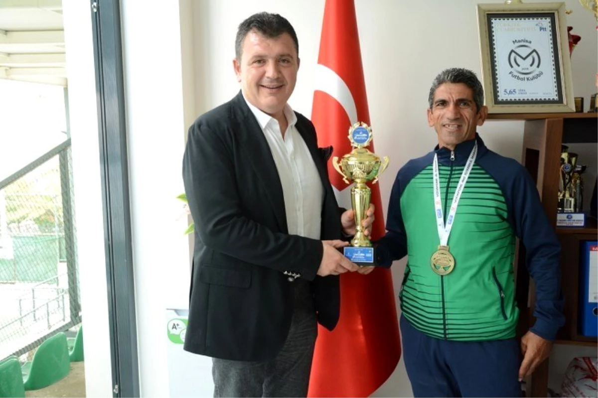 Şampiyon İstanbul\'dan da birincilikle döndü