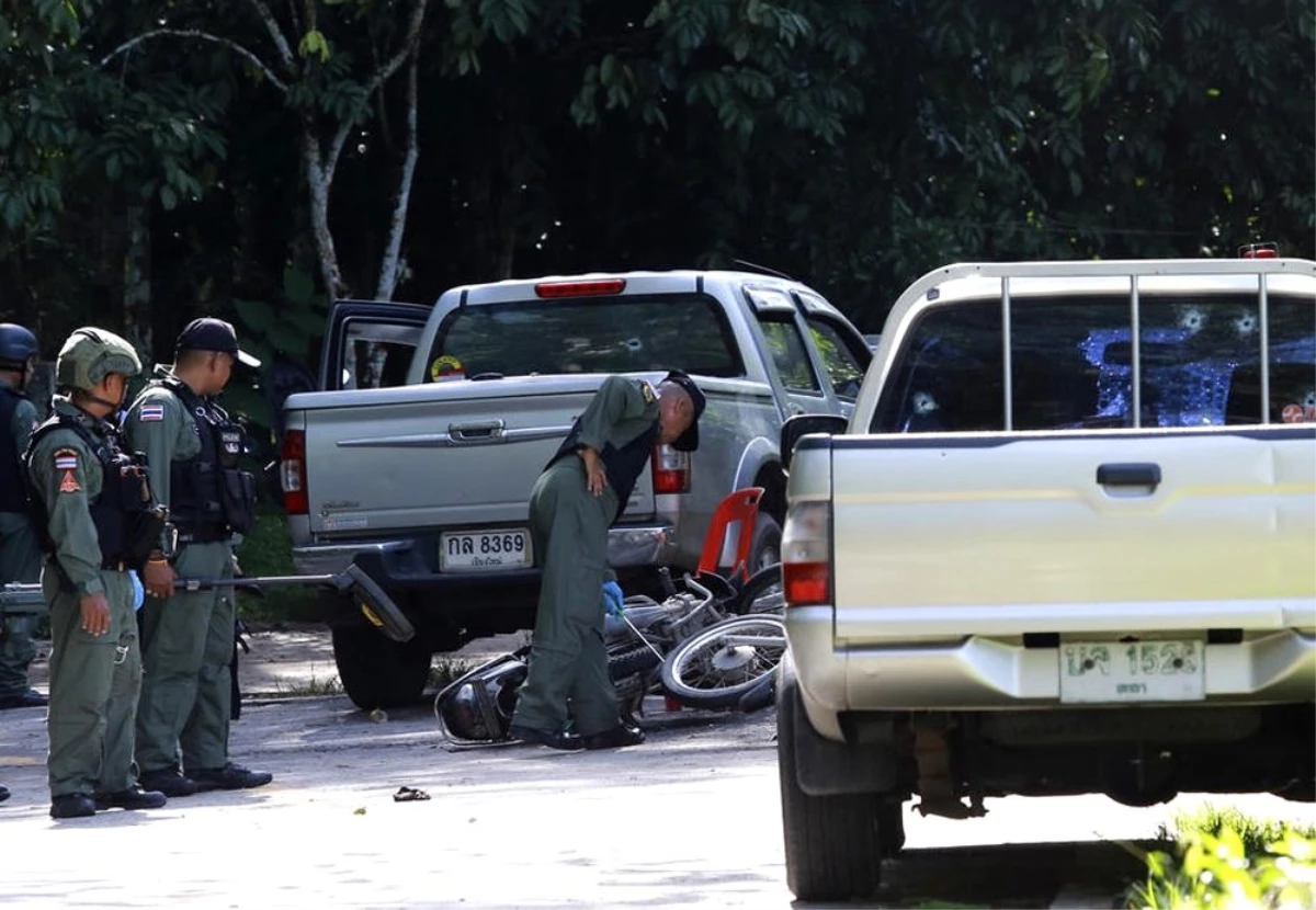 Tayland\'da kontrol noktasına saldırı: 15 ölü