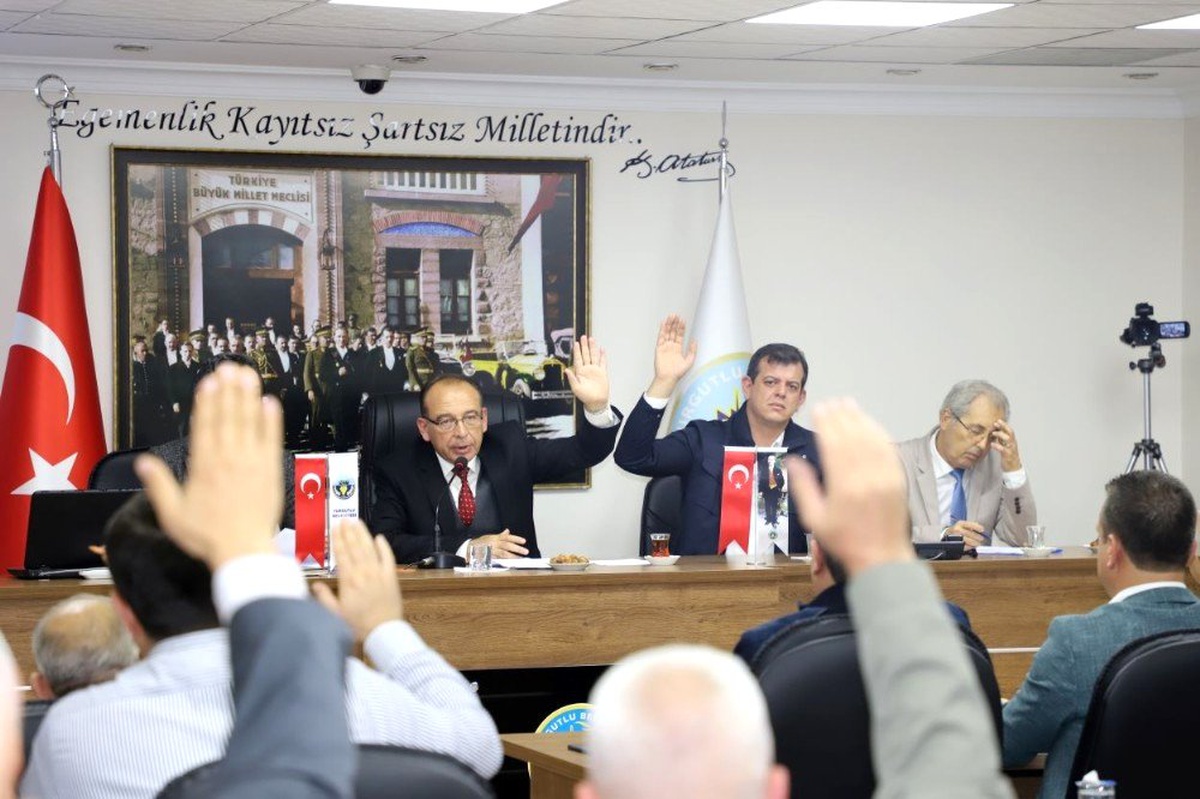 Turgutlu\'da seyyarlar ve kaldırım işgallerine karşı komisyon kuruldu