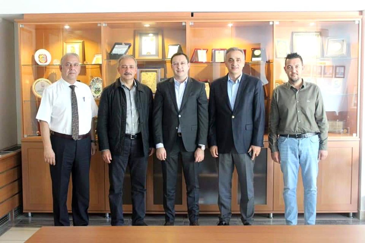AK Parti İl ve ilçe yönetimi gelecek sezon için çalışmalara başladı