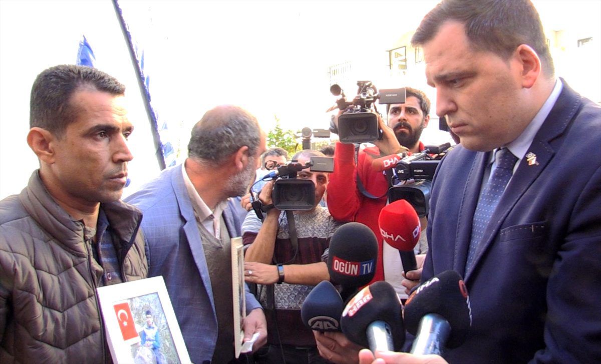 AP üyesi Zdechovsky\'den Diyarbakır annelerine ziyaret