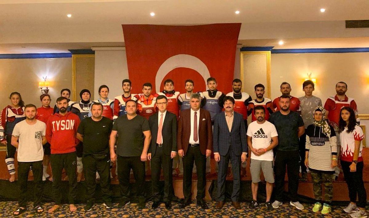 Başsavcı Yılmaz\'dan işitme engelli milli tekvandoculara ziyaret