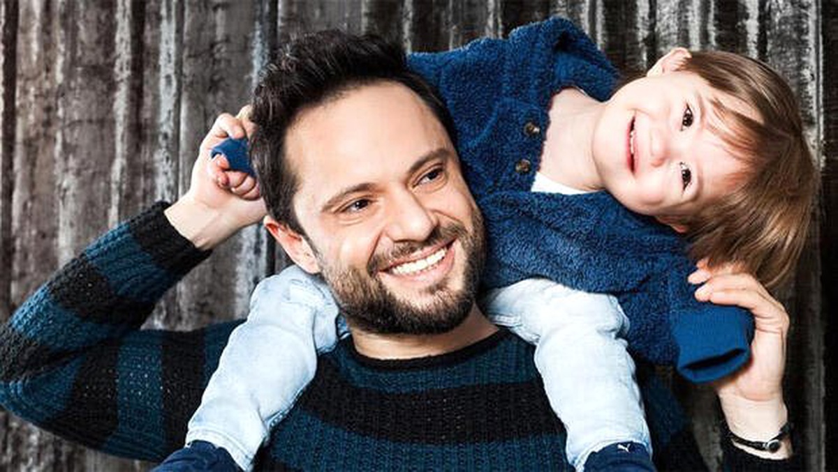 "Bu nasıl bir terbiyesizlik" Özgün\'den otizmli çocukların yuhalanmasına tepki