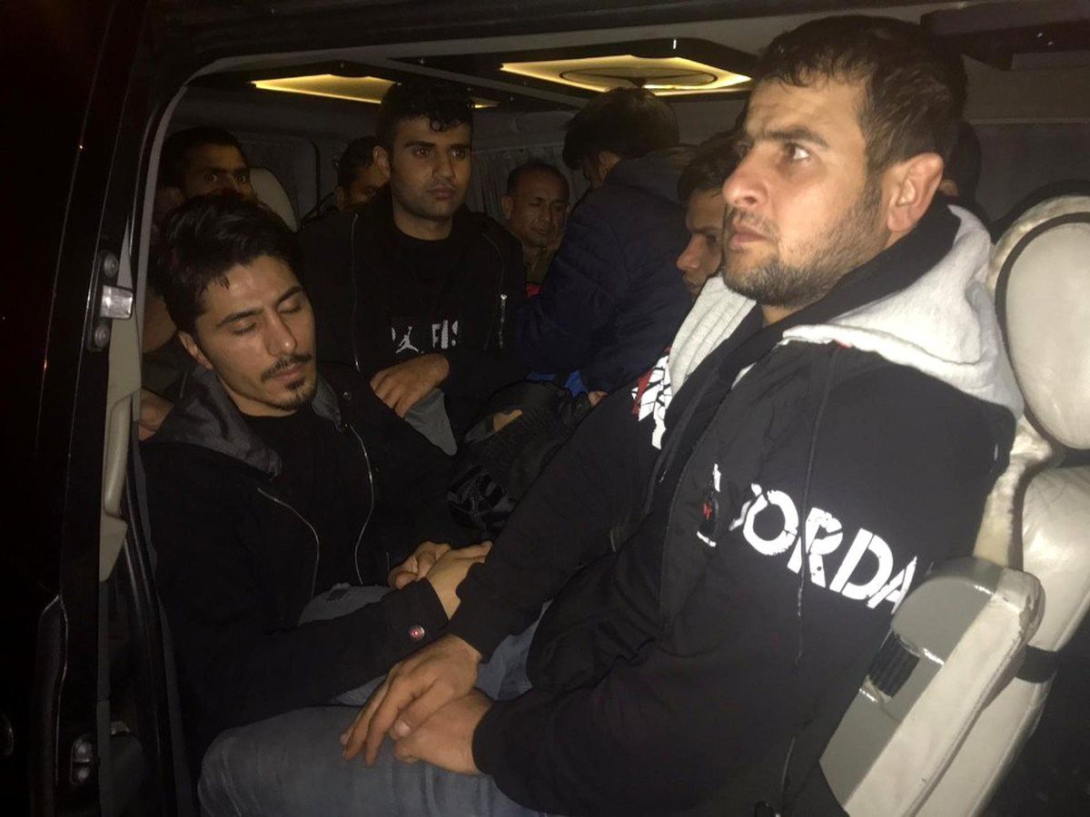İstanbul\'dan Edirne sınırına kaçarken Tekirdağ polisine yakalandılar
