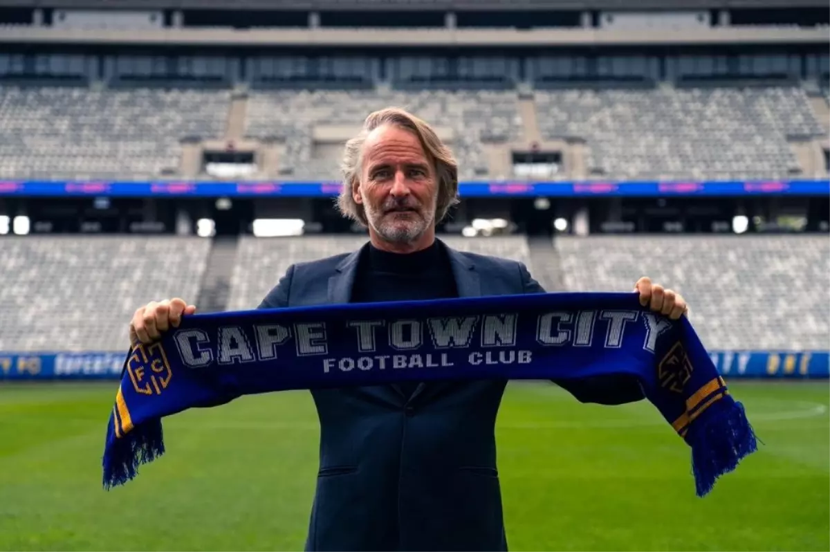 Jan Olde Riekerink, Cape Town City\'nin başına geçti