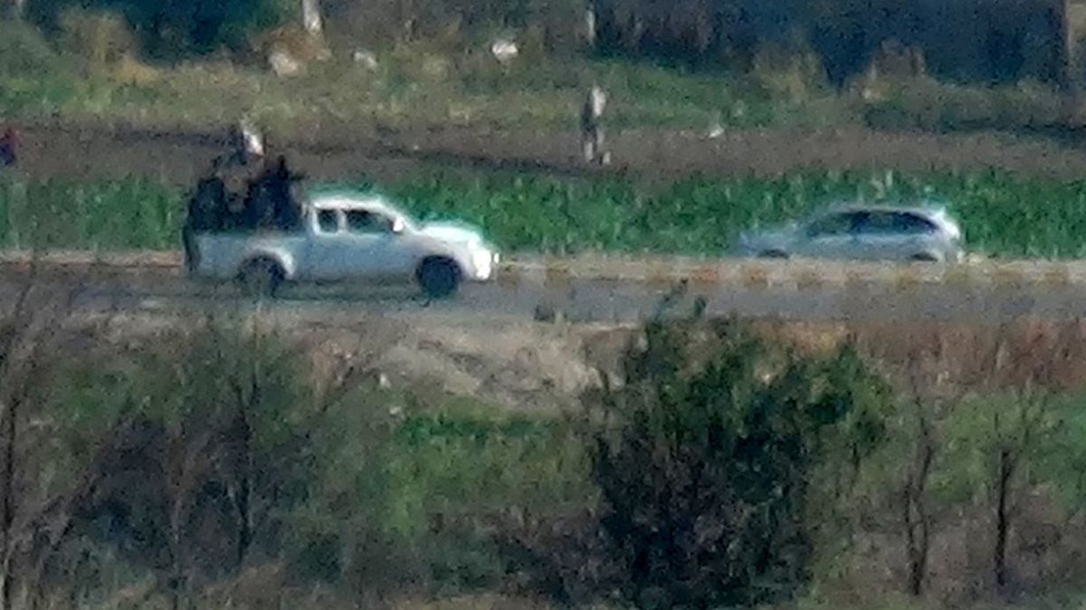 Kamışlı\'da devriye atan Rus askerleri ve terör örgütü üyeleri görüntülendi