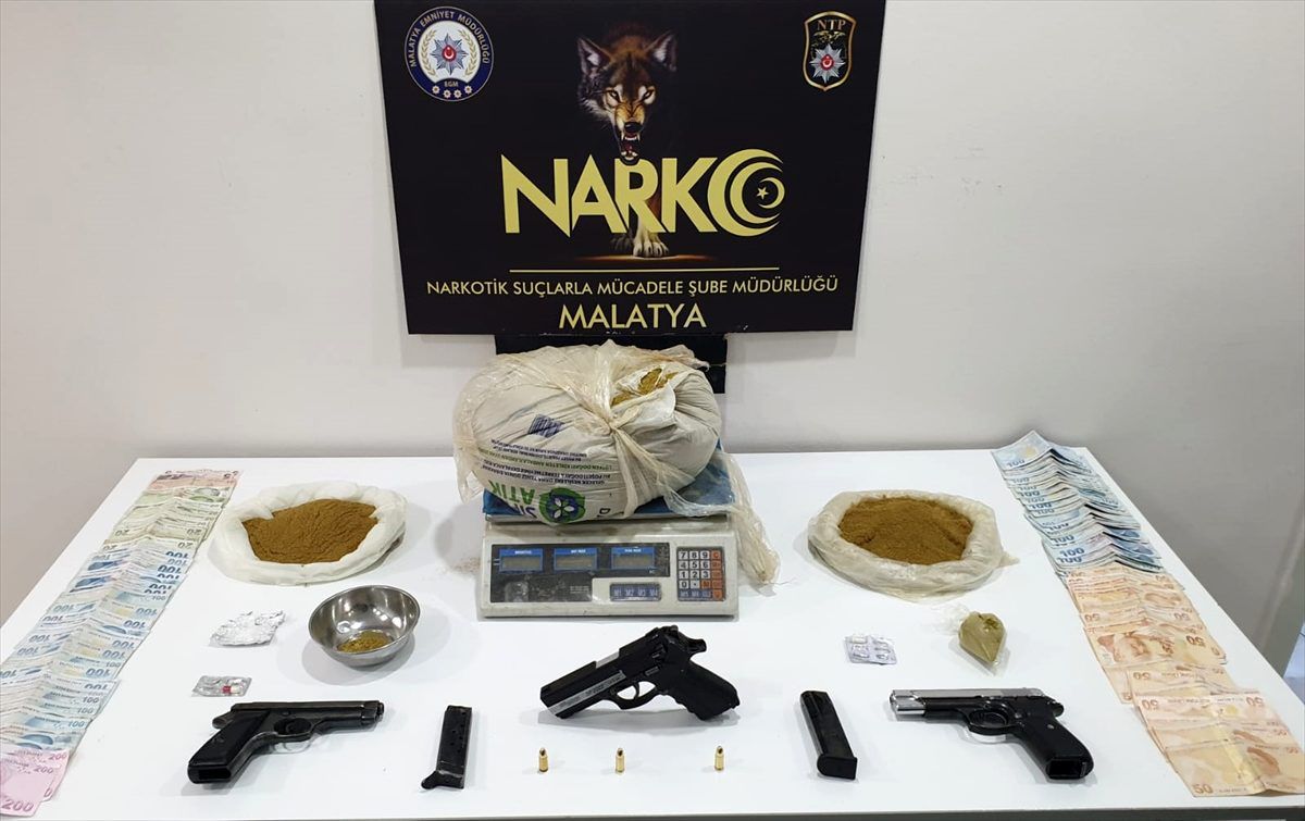 Malatya\'da 6 kilo 215 gram sentetik uyuşturucu ele geçirildi