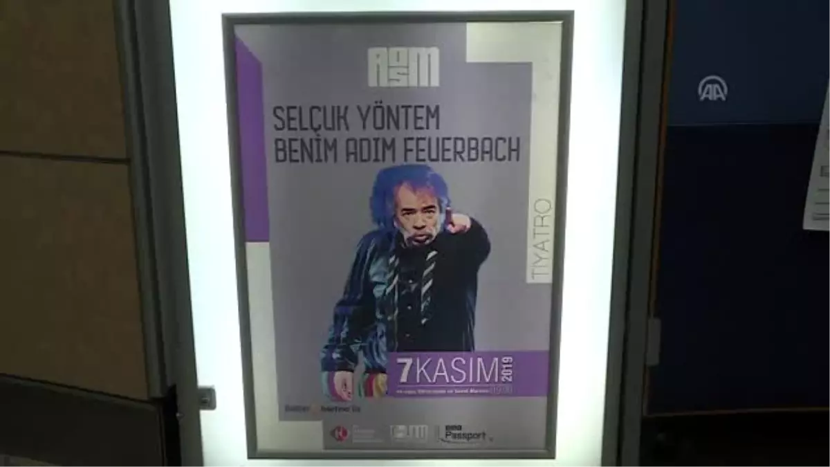 Selçuk Yöntem, "Benim adım Feuerbach"le İKÜ\'de sahne aldı