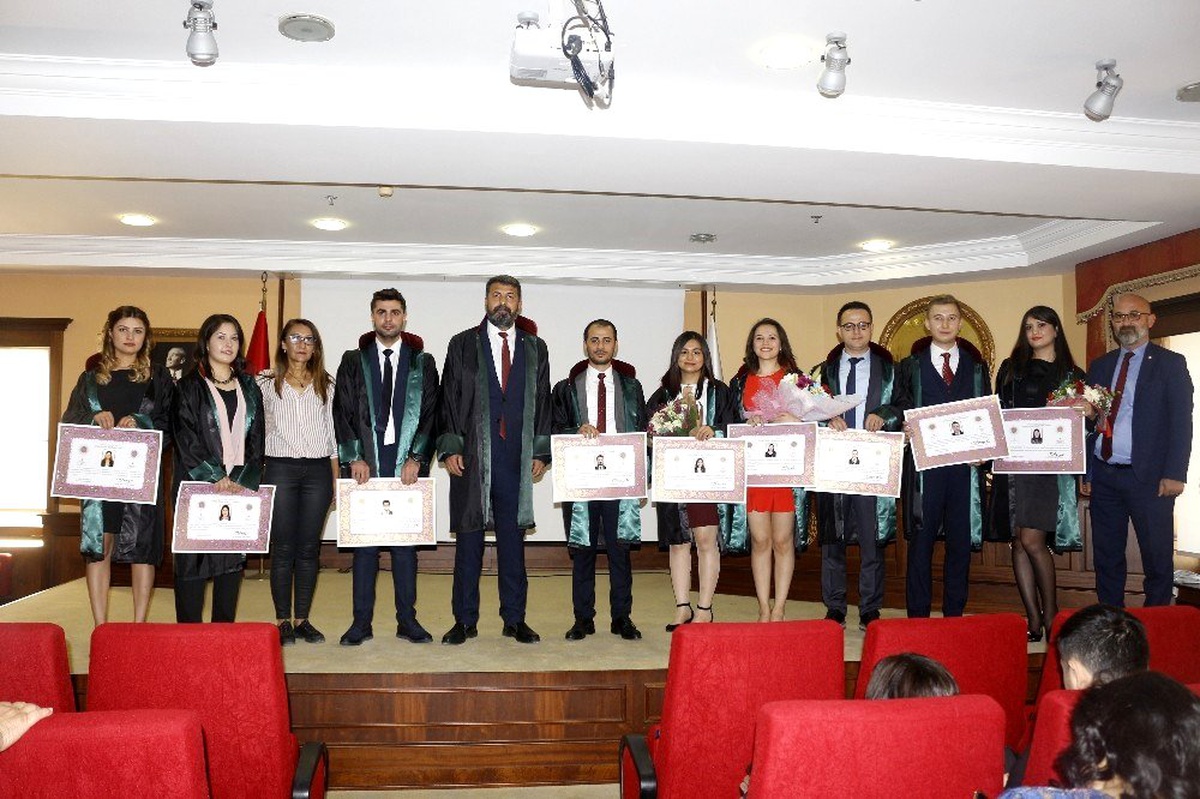Yeşilboğaz: "Hukukun üstünlüğü mücadelesinden vazgeçmeyin"