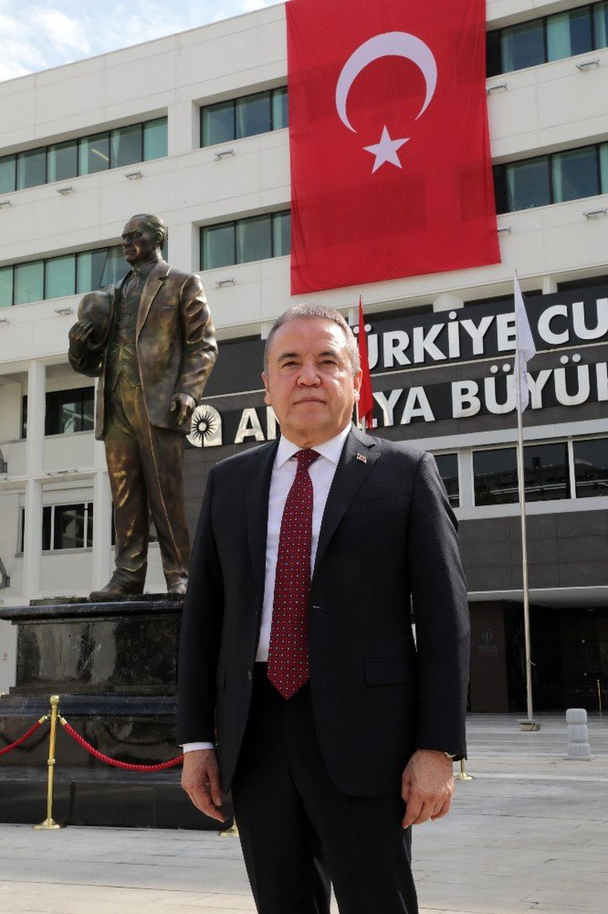 Başkan Böcek: "Atamızı özlemle anıyoruz"