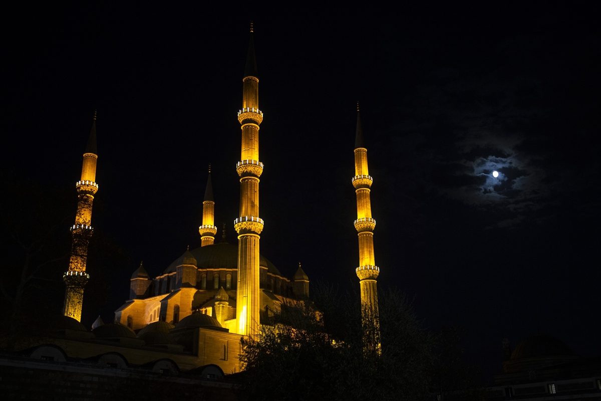 Edirne ve Kırklareli\'nde Mevlit Kandili kutlandı