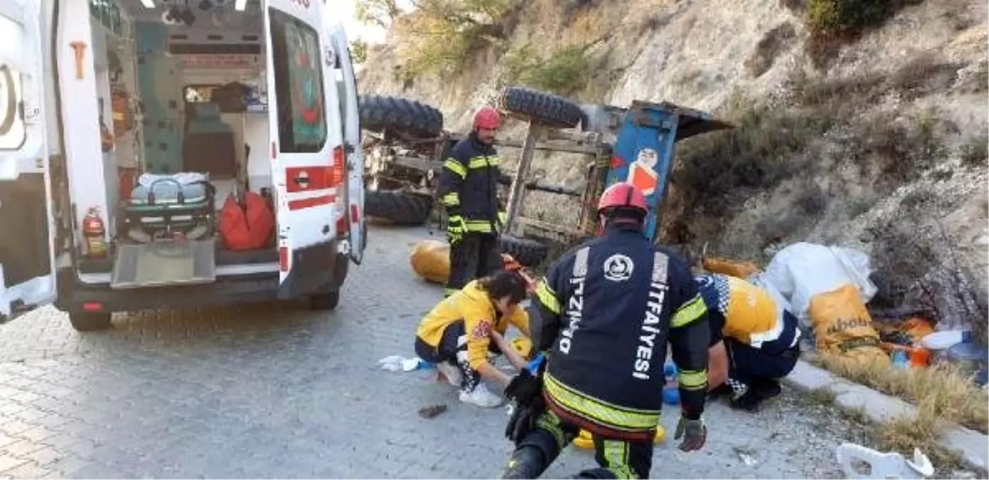 İşçi taşıyan traktör devrildi: 9 yaralı