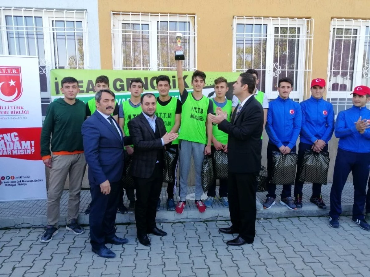 Malatya\'da Gençlik Futbol Turnuvası düzenlendi