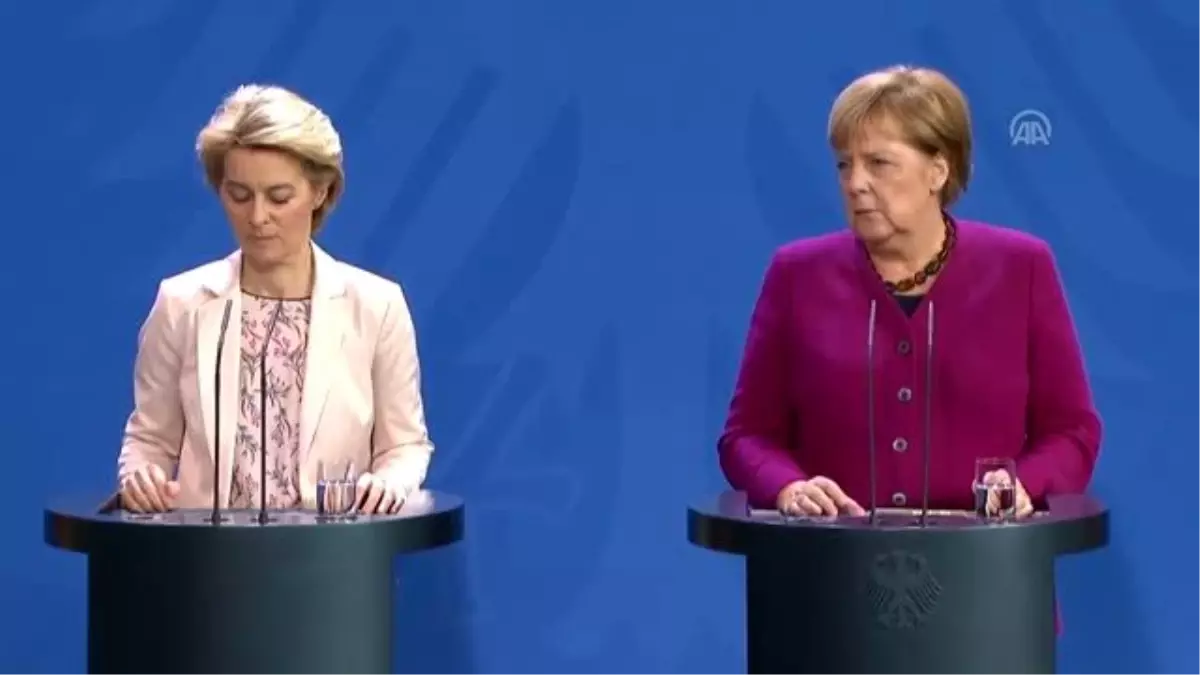 Merkel-Ursula von der Leyen ortak basın toplantısı