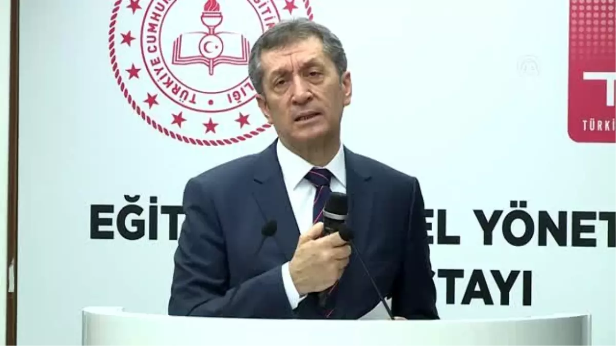 Milli Eğitim Bakanı Selçuk: "Eğitim arazilerinin oluşturulmasında biraz daha hassasiyete...