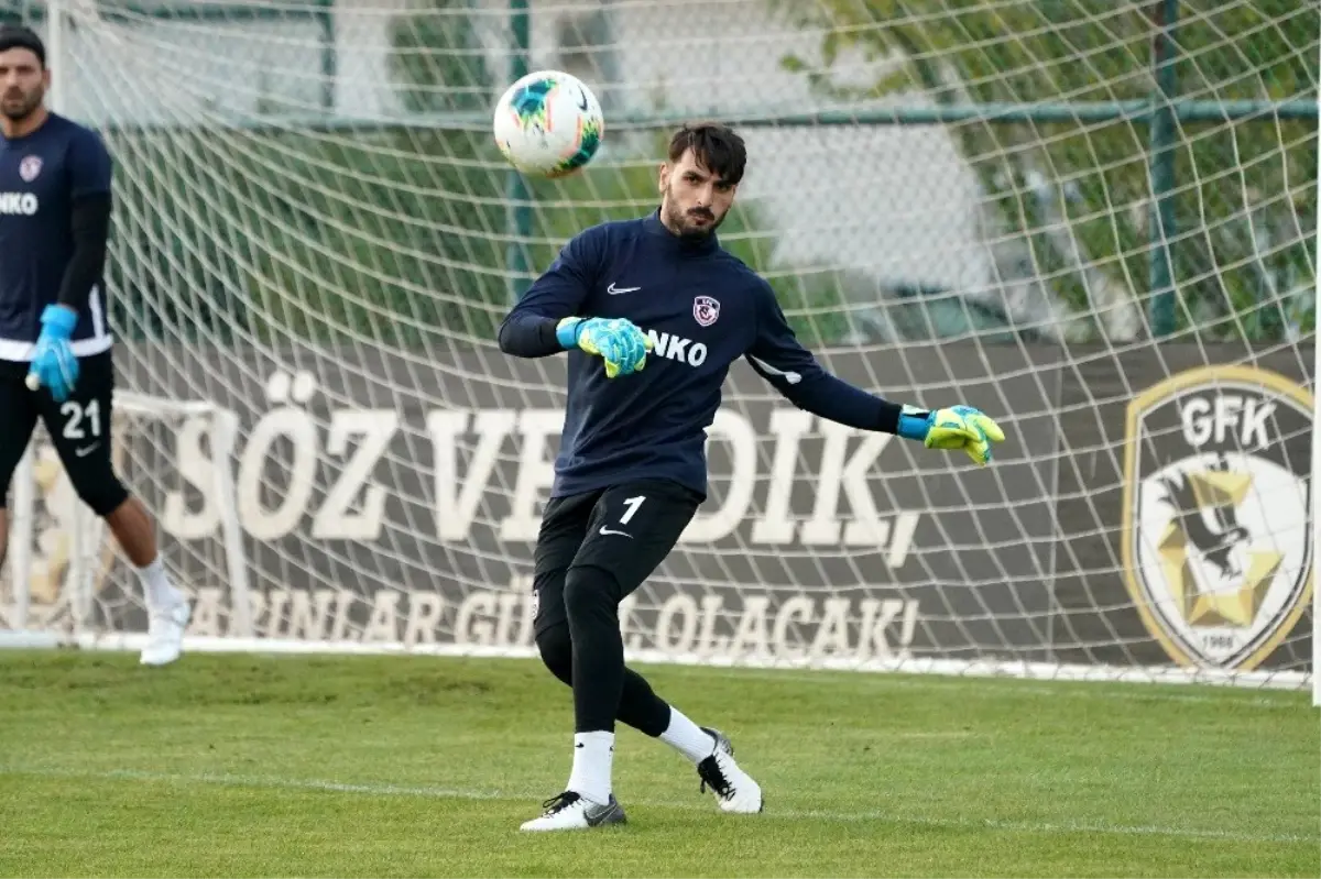 (Özel haber) Günay Güvenç: "Galatasaray maçını kazanmaya odaklandık"