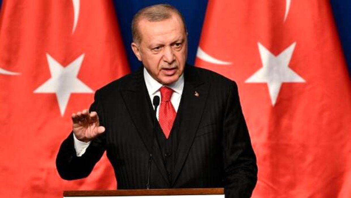 UEFA\'nın siyasi tavrını reddediyoruz