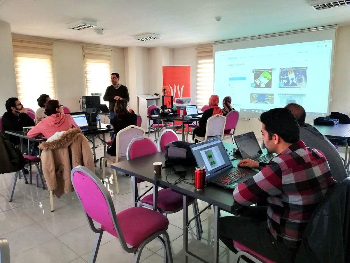 Van İl Milli Eğitim Müdürlüğü Robotik ve Kodlama Eğitmen Eğitimi tamamlandı