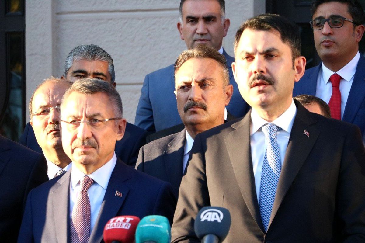 Bakan Kurum: "2023\'e giden yolda marka şehirler için atılması gereken adımları kararını aldık"