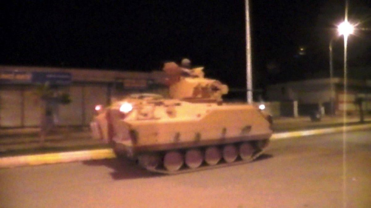 Ceylanpınar\'a zırhlı araçlar sevk edildi