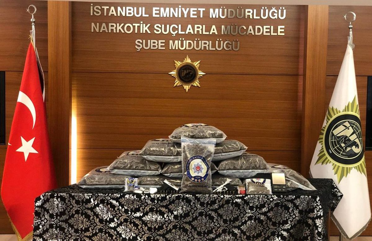 Doğumuna 2 gün kalan hamile kadının üzerinden uyuşturucu çıktı