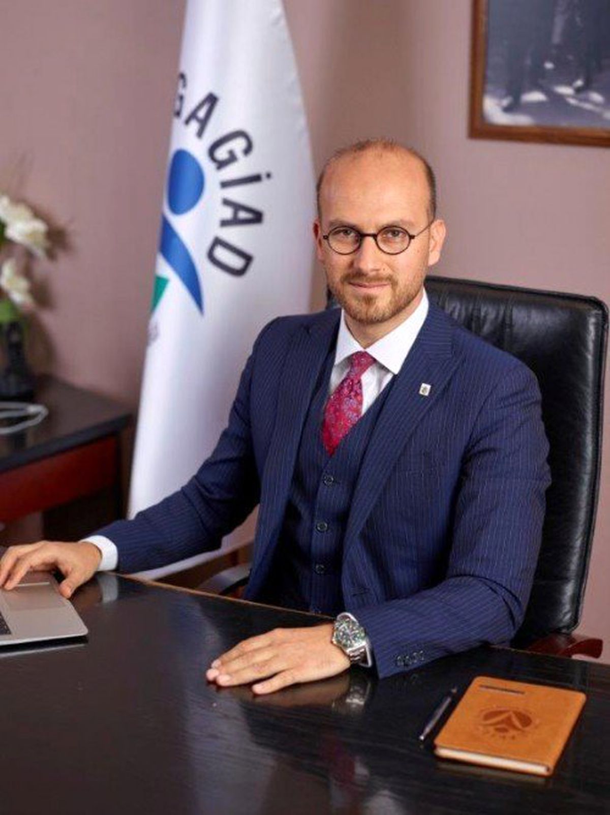 GAGİAD Başkanı Tezel\'den 10 Kasım mesajı