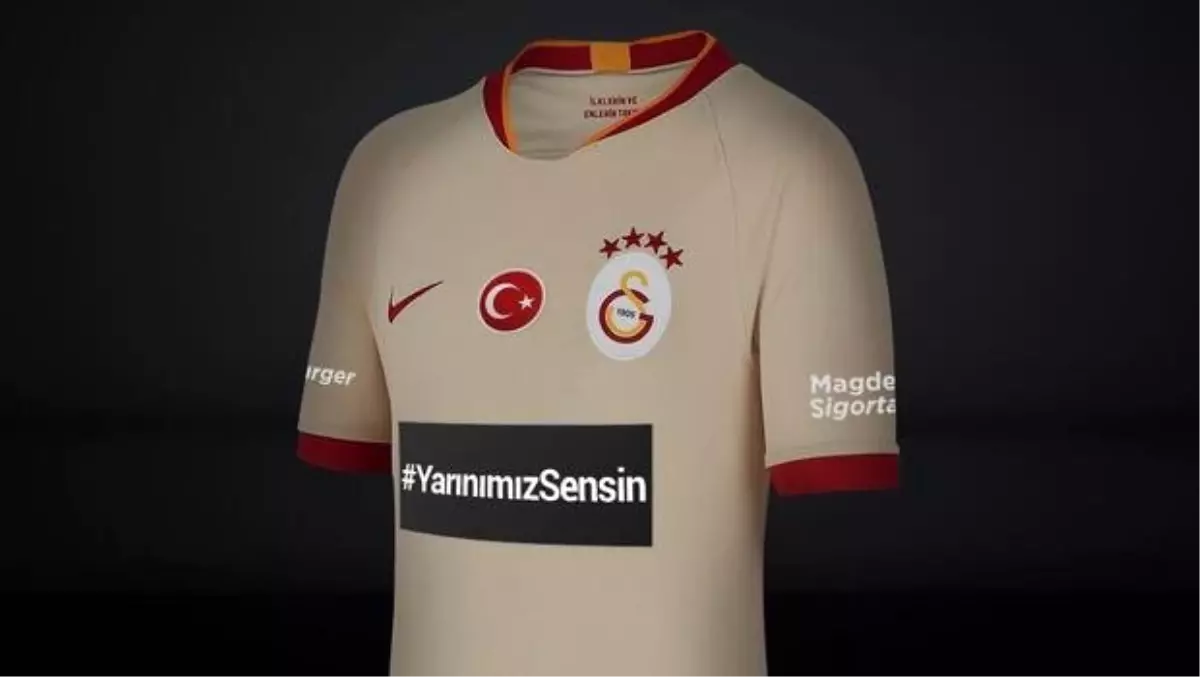 Galatasaray\'dan 10 Kasım için özel forma!