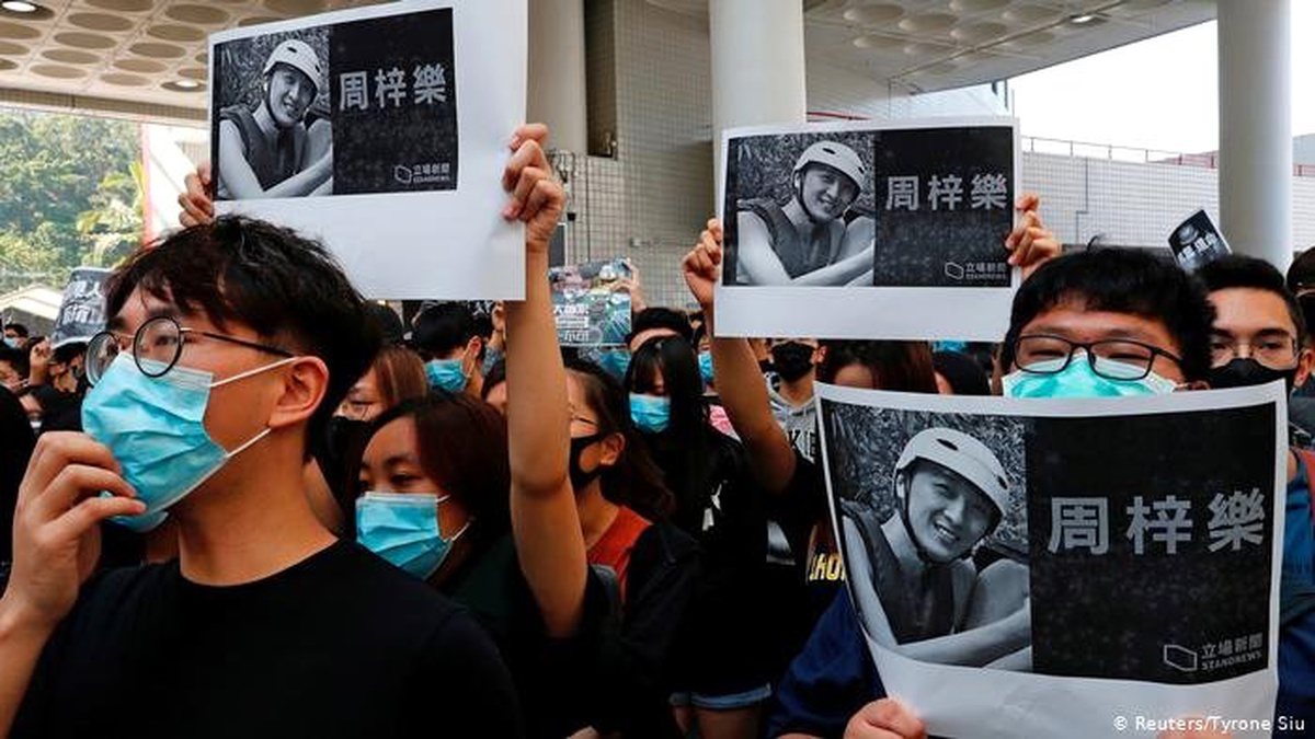 Hong Kong\'daki protestolarda ilk ölüm haberi