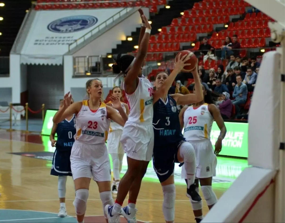 Kadınlar Basketbol Süper Ligi: Kayseri Basketbol: 77 - Hatay Büyükşehir: 59