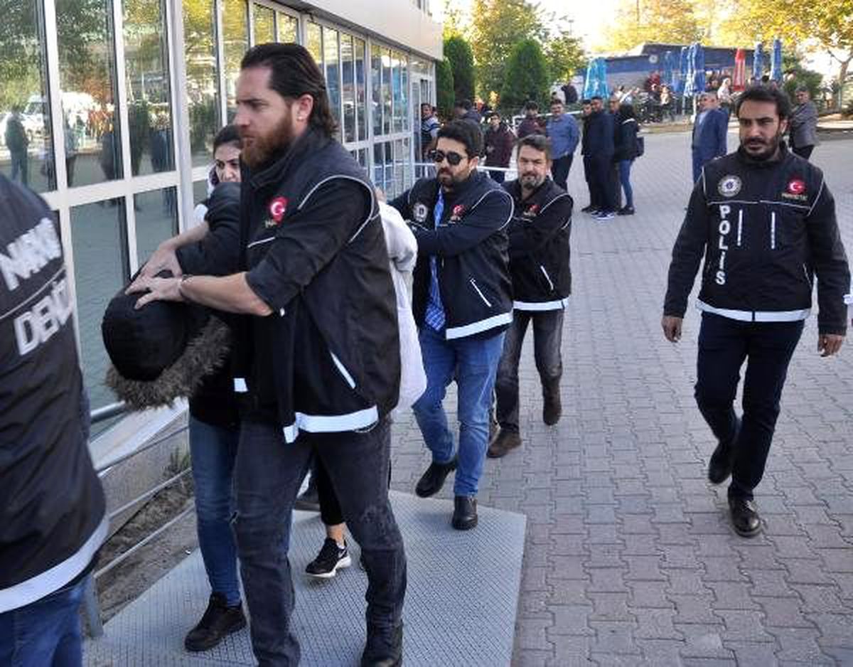 Kanserle mücadele vakfına uyuşturucu operasyonu: 6 gözaltı (2)