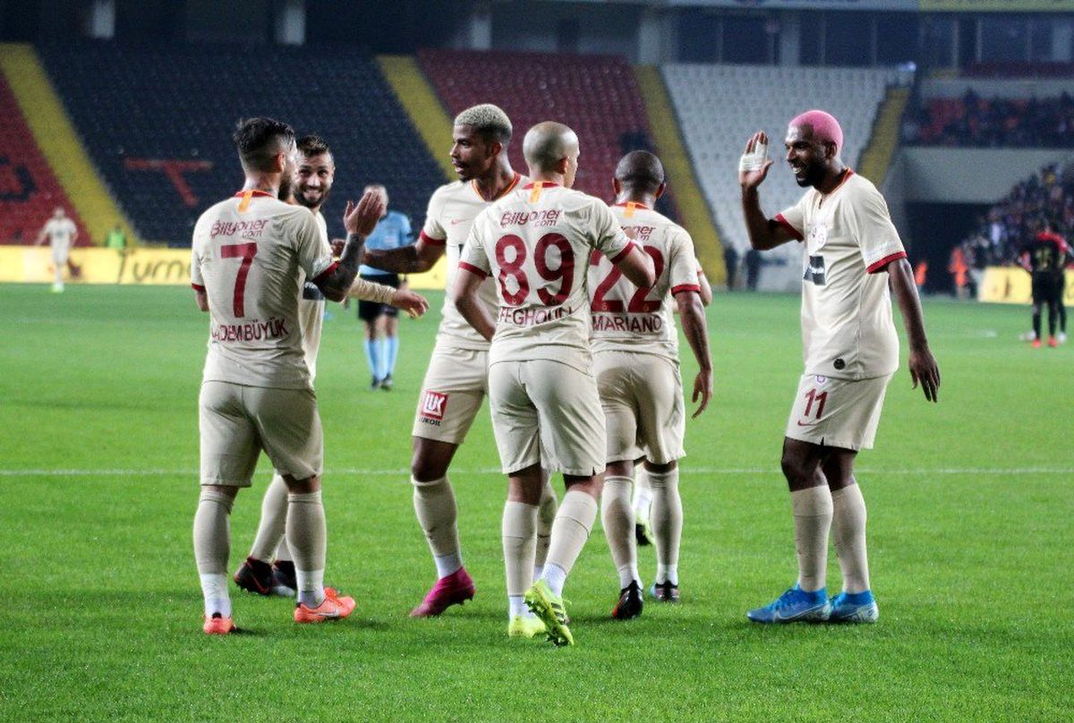 Ligdeki ilk maç Galatasaray\'ın