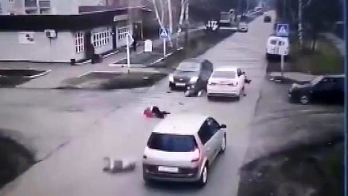 Rusya\'da sarhoş sürücü yaşlılara çarptı