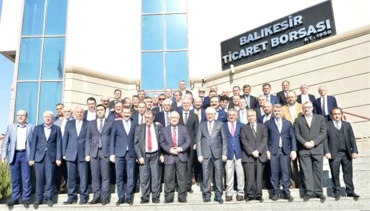 TOBB Başkanı Hisarcıklıoğlu, Balıkesir Ticaret Borsası\'nı ziyaret etti