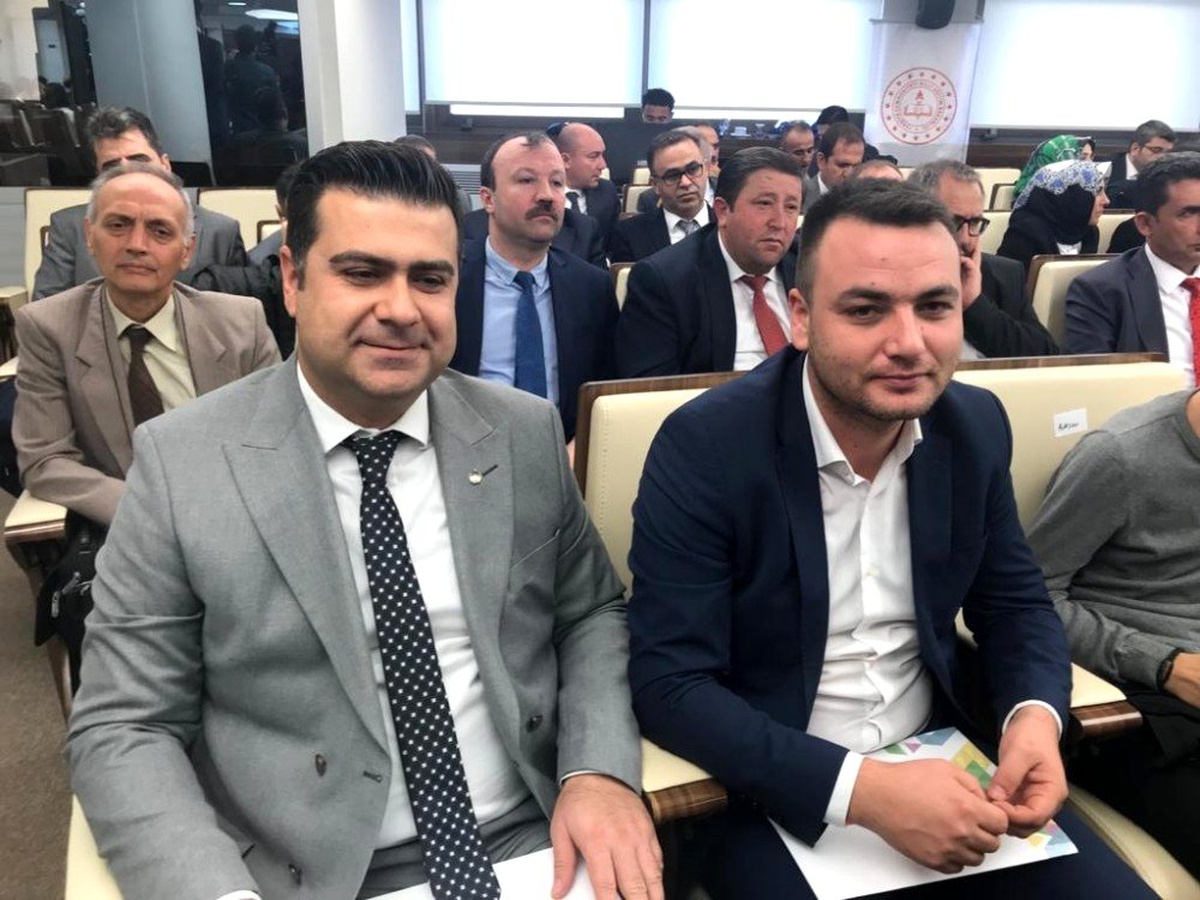 Turgutlu\'yu \'Yerel Yönetimler Çalıştayı\'nda temsil ettiler
