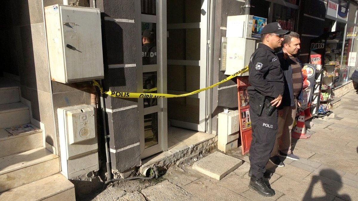 Uyuşturucu paylaşma kavgası ölümle bitti