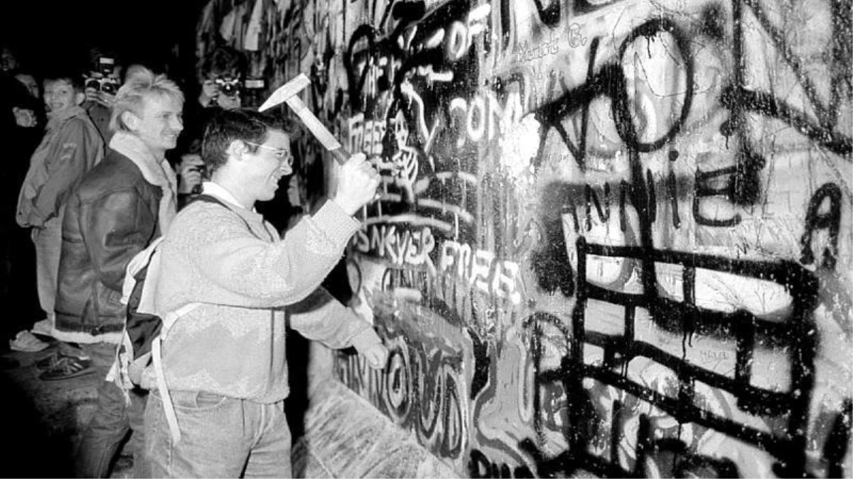 Yıkılmasının üzerinden 30 yıl geçen Berlin Duvarı hakkında bilmeniz gerekenler