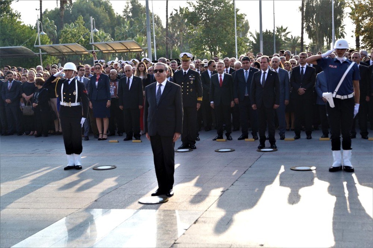 Atatürk, ölümünün 81. yıldönümünde Mersin\'de törenle anıldı
