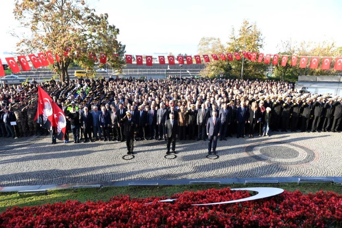 Atatürk ölümünün 81. yılından Kocaeli\'de anıldı