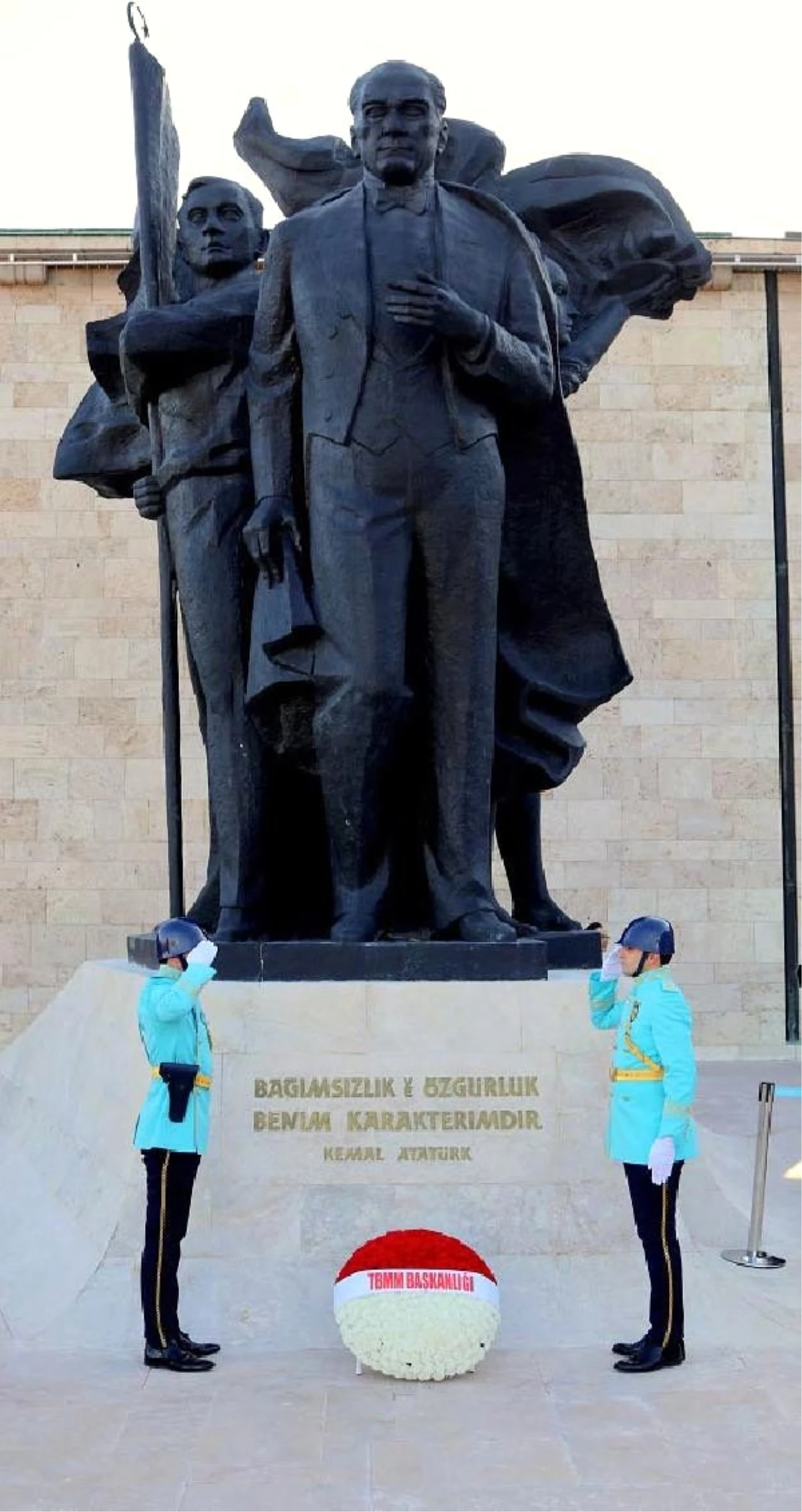 Atatürk, TBMM\'de törenle anıldı