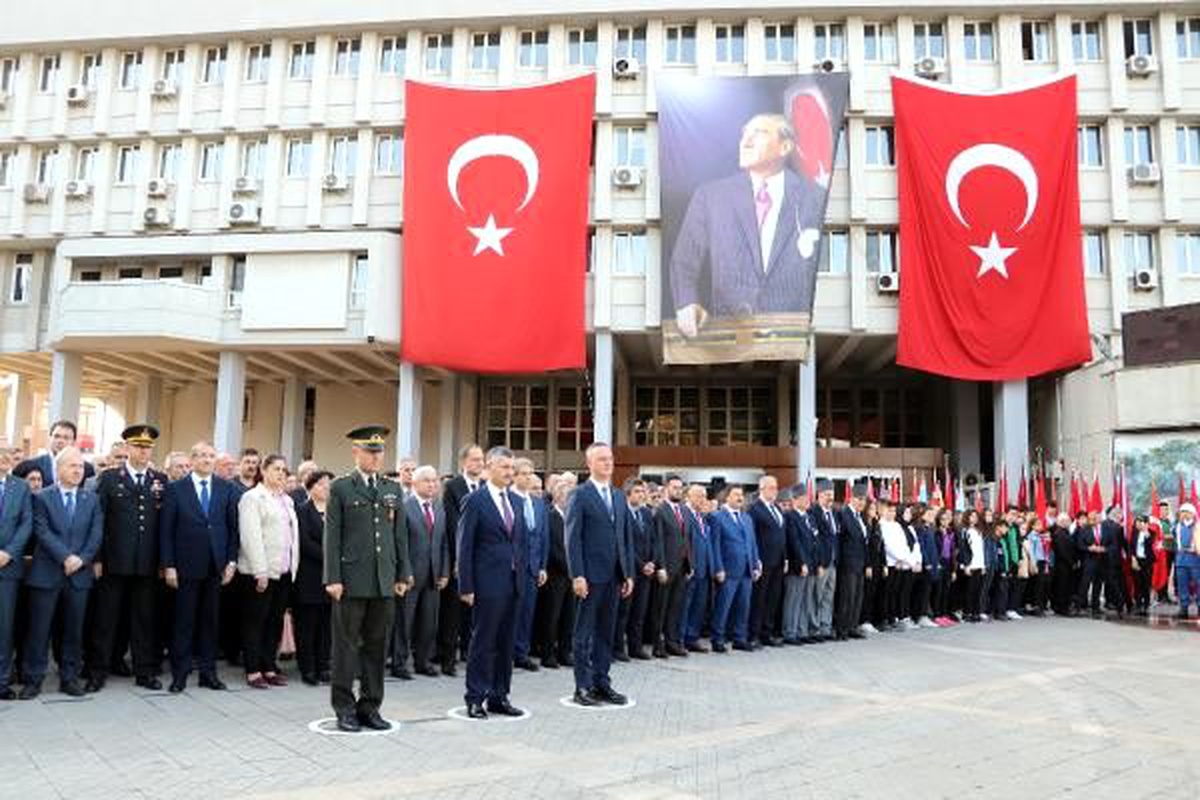 Atatürk, Zonguldak\'ta anıldı