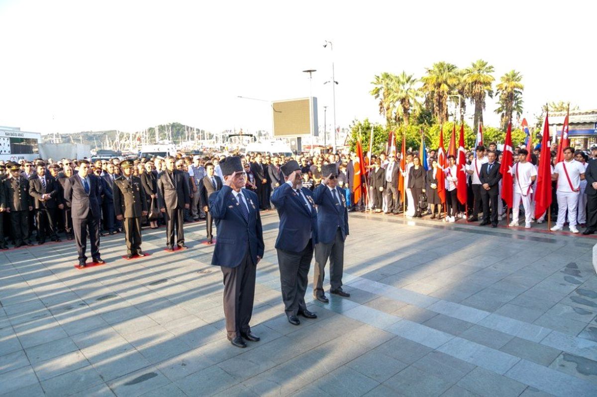 Bodrum, Atatürk\'ün sesiyle inledi