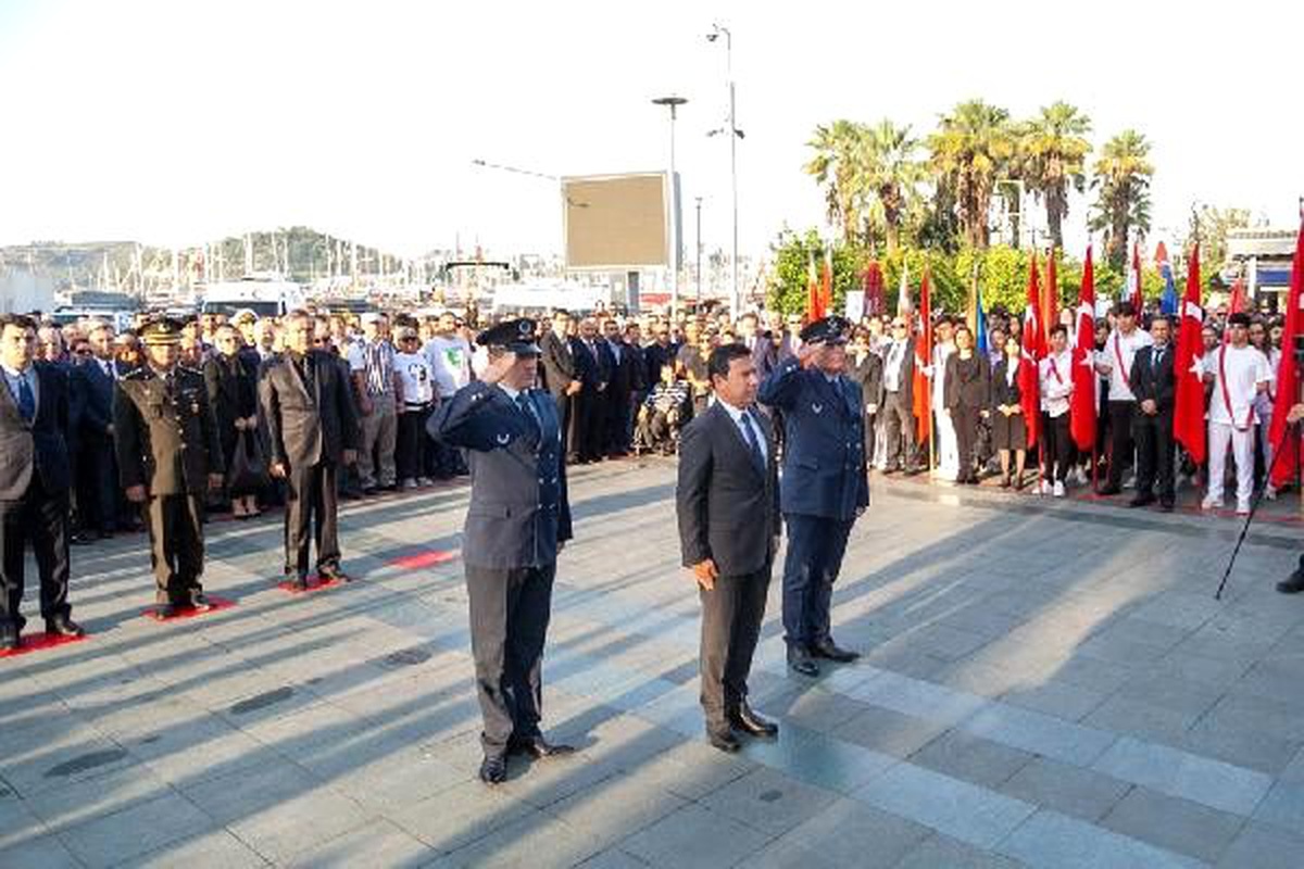 Bodrum\'da belediye hoparlöründen Atatürk\'ün sevdiği şarkılar çalındı