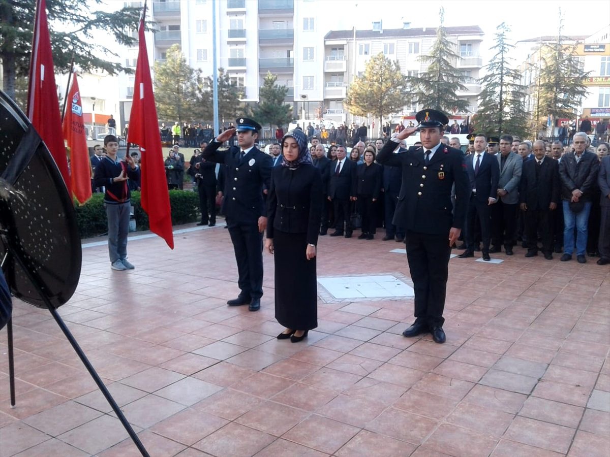 Büyük Önder Atatürk\'ü anıyoruz