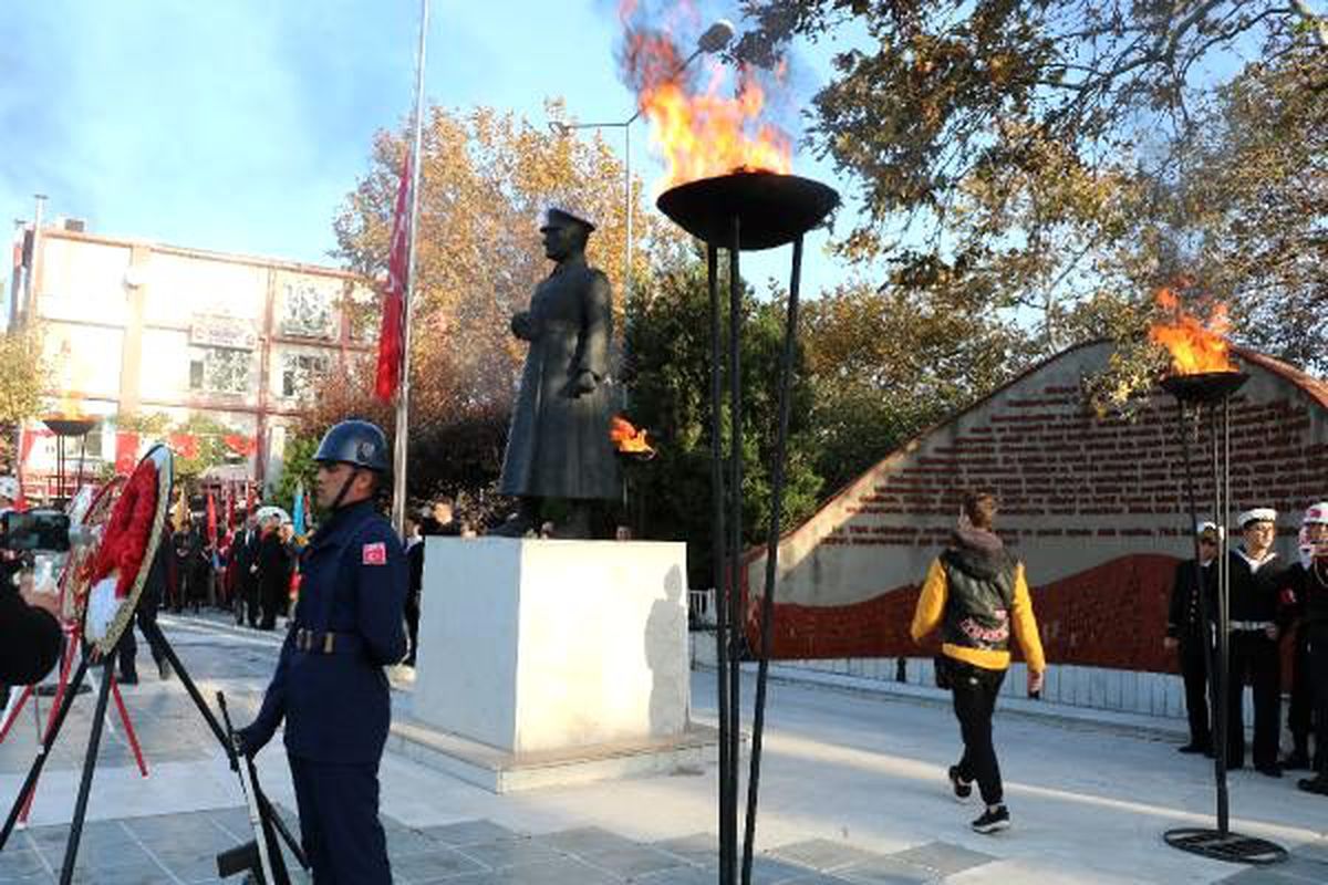 Çanakkale\'de Atatürk anıldı