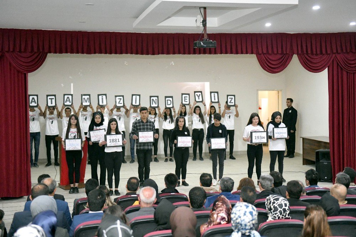 Çatak\'ta Atatürk\'ü anma töreni