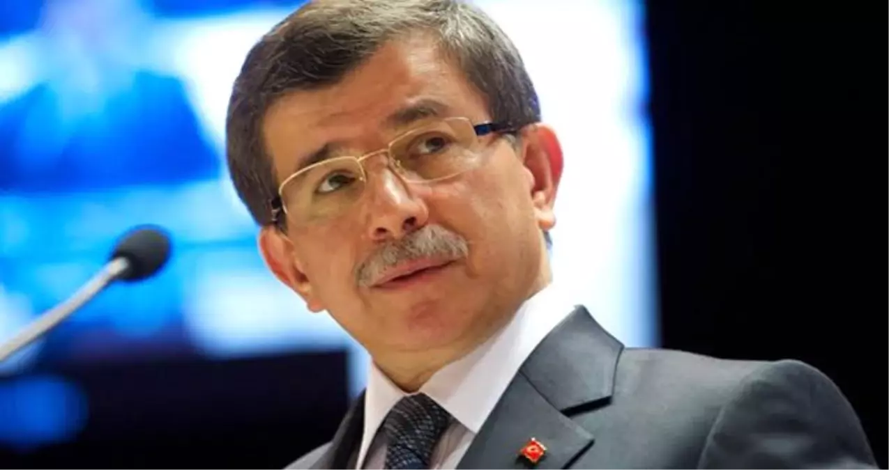 Davutoğlu, yeni parti binasını mühürlenme riski nedeniyle CHP\'li belediye sınırları içinde seçecek