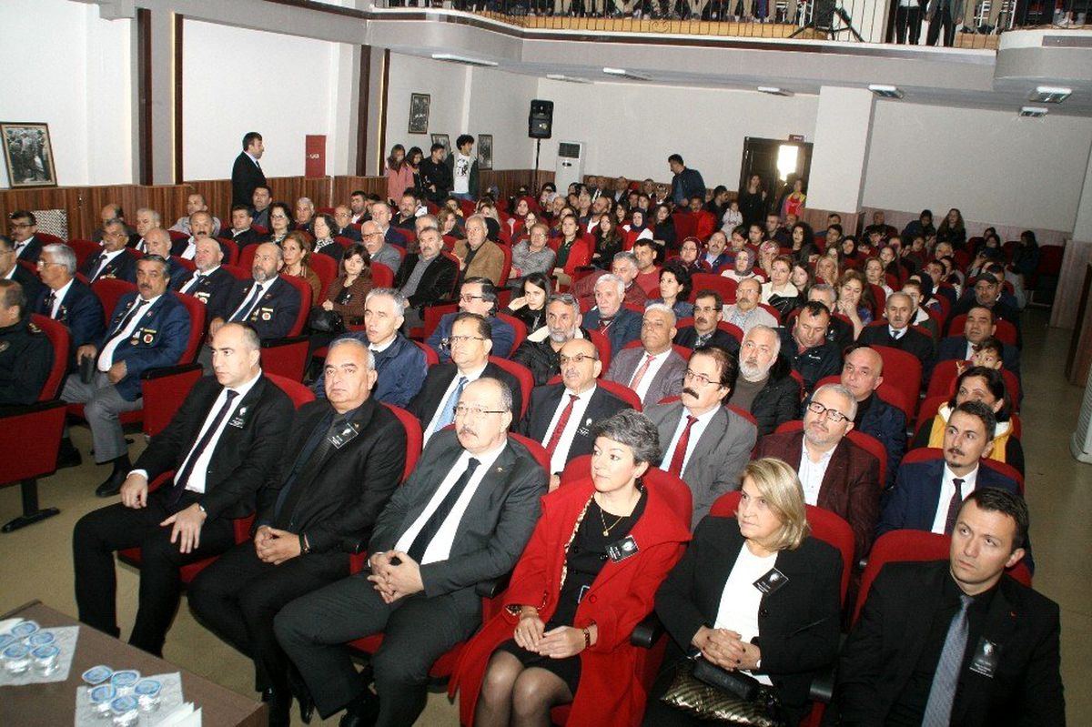 Devrek\'te 10 Kasım anma programı