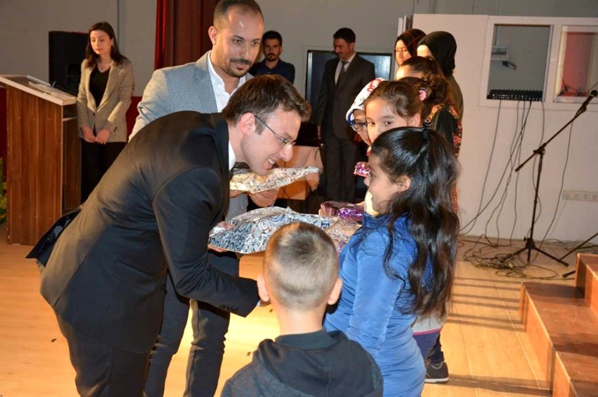 Güroymak\'ta Atatürk\'ü anma töreni